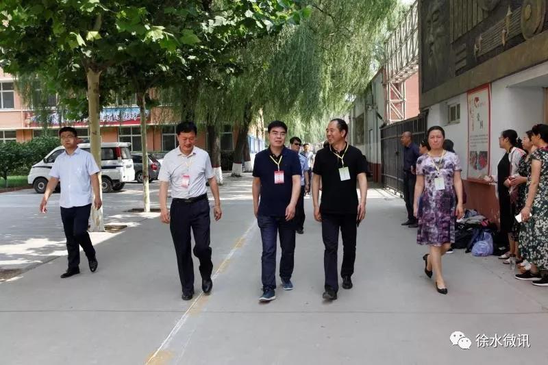 区委常委、常务副区长韩建友巡视中考考务工作