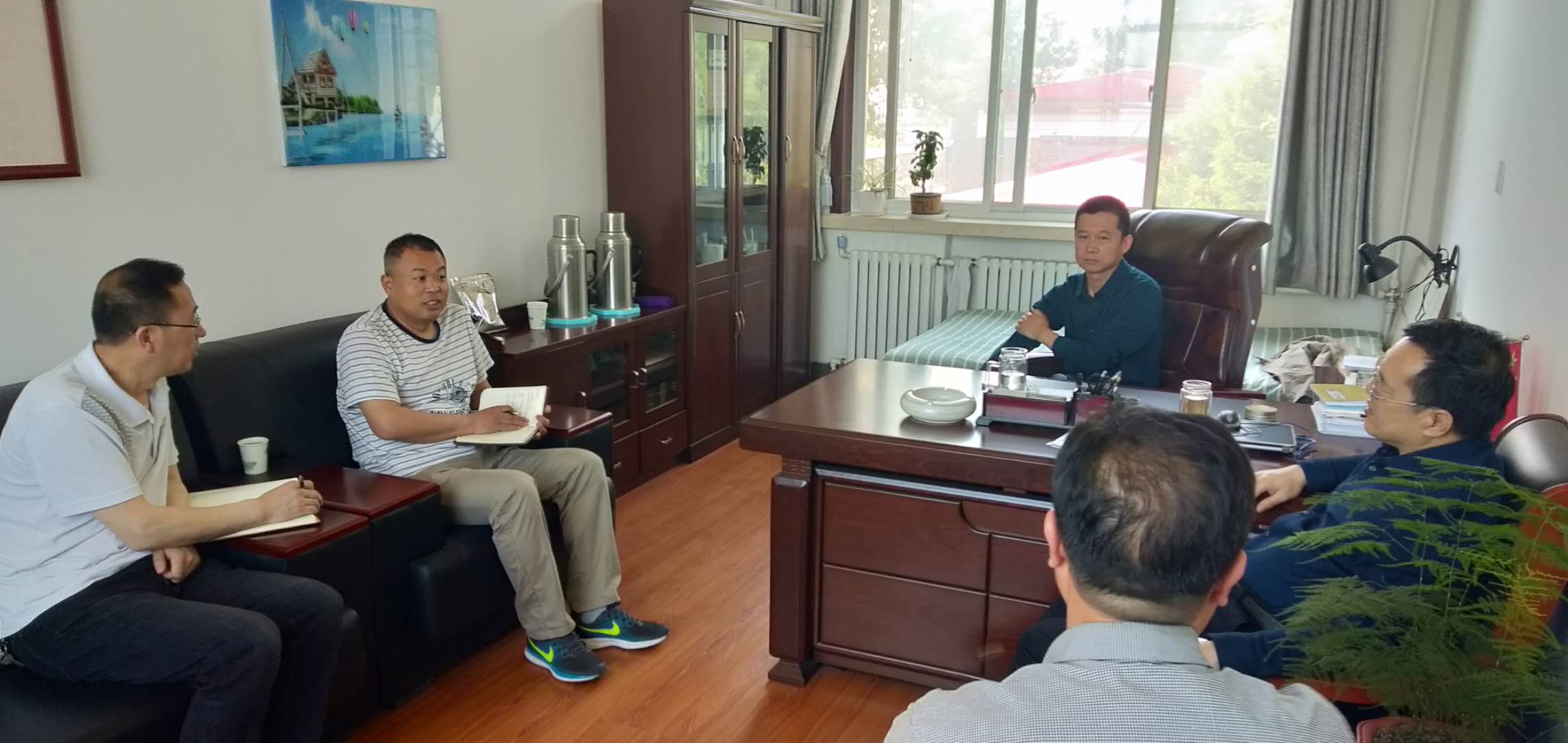 区委副书记周民选对遂城镇,大王店镇重点工作进行督导调研